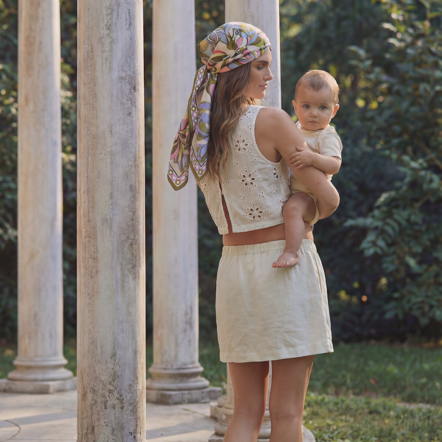 Limited Drop: The Magnetic SilkSnap Scarf