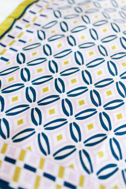 The Magnetic SilkSnap Scarf